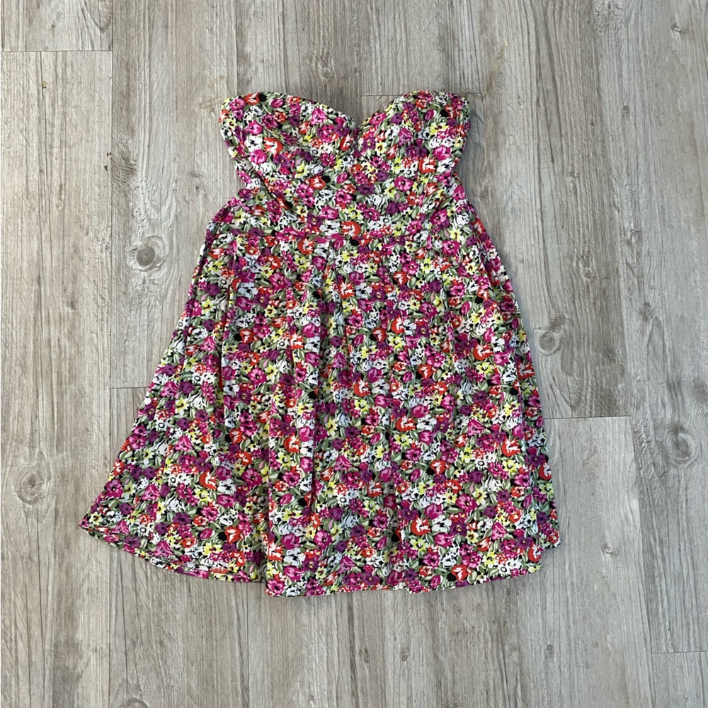 Women’s wet brand floral dress size small
